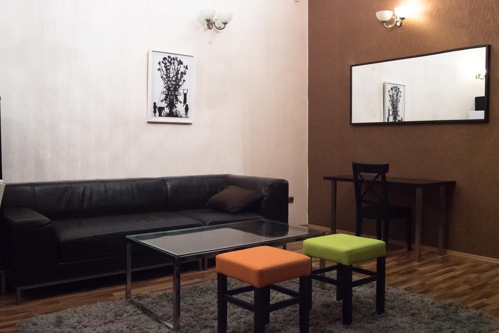 Inviting Flat In The Heart Of Town Apartment Budapest Luaran gambar