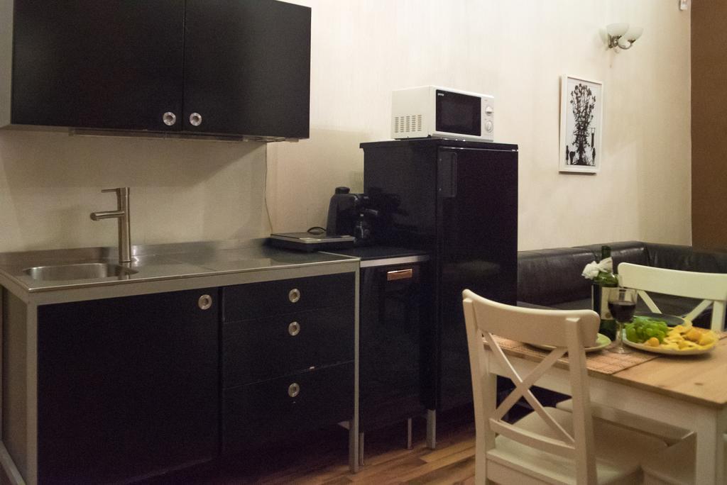 Inviting Flat In The Heart Of Town Apartment Budapest Luaran gambar